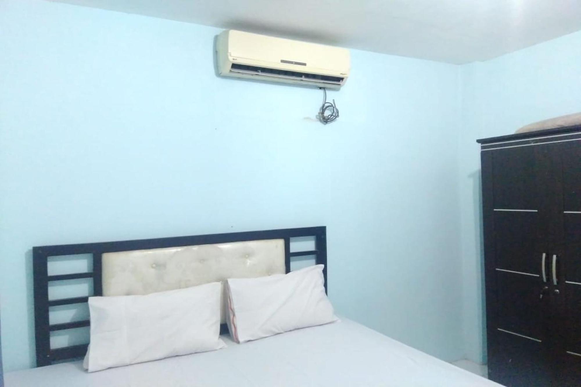Hotel Oyo 90766 Gardenia Boarding House à Purwokerto Extérieur photo